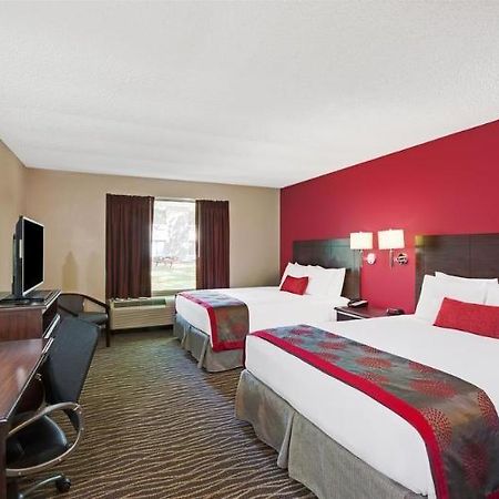 New World Inn & Conference Center Columbus Eksteriør billede